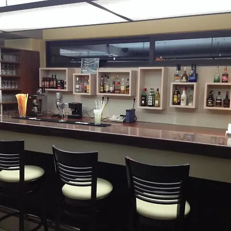 Jason شقة فندقية 3*